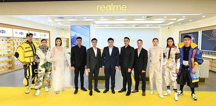 realme เปิดตัว realme Flagship store แห่งแรกที่มาพร้อมดีไซน์ระดับพรีเมี่ยม ยกระดับประสบการณ์การเลือกซื้ออย่างครบครัน