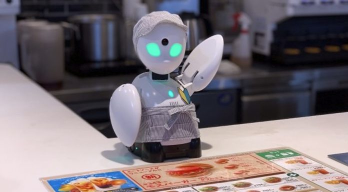 Mos Burger เปิดมิติใหม่ ดึงหุ่นยนต์บริการลูกค้าแบบบริการทางไกล อยู่บ้านก็ควบคุมได้!