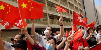 “จีน” คัดค้านสหราชอาณาจักรเสนอ “สถานะพลเมือง” ให้ชาวฮ่องกง