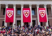 Harvard เเละ MIT ยื่นฟ้องรัฐบาลทรัมป์ ระงับวีซ่า-ส่งนักเรียนต่างชาติกลับประเทศ หากสอนออนไลน์ 100%