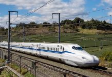 ญี่ปุ่นเปิดบริการ “รถไฟชินคันเซ็น” รุ่นใหม่วิ่งไวกว่าเดิม พร้อมมีแบตสำรองใช้เมื่อแผ่นดินไหว