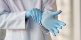 อู้ฟู่! โรคระบาดดันหุ้นบริษัท “ถุงมือยาง” Supermax พุ่ง 1,000% ภายใน 4 เดือน