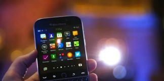 ‘BlackBerry’ กลับมาอีกรอบ! พร้อมรองรับ 5G และมี ‘ปุ่มคีย์บอร์ด’ เหมือนเดิม