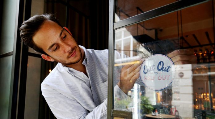 อังกฤษออกแคมเปญ ‘Eat out to help out’ ให้ส่วนลดค่าอาหาร 50% ตลอดเดือนส.ค. หวังกระตุ้นทานอาหารนอกบ้าน