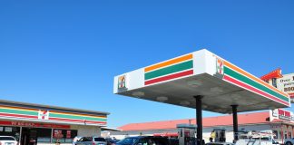 ร้านสะดวกซื้อญี่ปุ่น ครองตลาดอเมริกา บริษัทแม่ 7-Eleven เข้าซื้อปั๊มน้ำมันรายใหญ่ของสหรัฐฯ