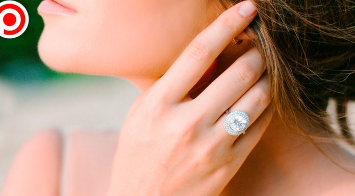 เริ่มแล้ว! Tiffany ระบุแหล่งที่มาเพชรทุกเม็ด หลีกเลี่ยงมีส่วนในอาชญากรรม “เพชรสีเลือด”