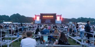 ตามมาดู! การจัดคอนเสิร์ตเเบบ New Normal ช่วง COVID-19 ครั้งเเรกในอังกฤษ ผู้ชมกว่า 2,500 คน