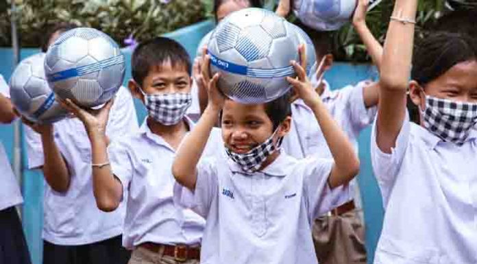 คิง เพาเวอร์ ไทย เพาเวอร์ พลังคนไทย เดินสายทั่วประเทศปี 2563!! จัดพิธีปิดขบวนคาราวานล้านลูก ล้านพลัง สร้างฝันเด็กไทย ปี 4