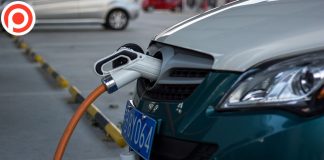 เมื่อเเบตเตอรี่ “ถูกลง” รถยนต์ไฟฟ้าอาจมี “ราคาเท่า” รถใช้น้ำมัน ภายในปี 2024