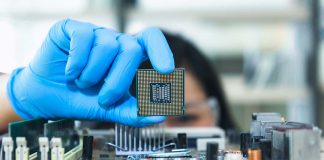 สหรัฐฯ เล็ง ‘Blacklist’ บริษัท ‘SMIC’ ผู้ผลิตชิปรายใหญ่ที่สุดของจีน