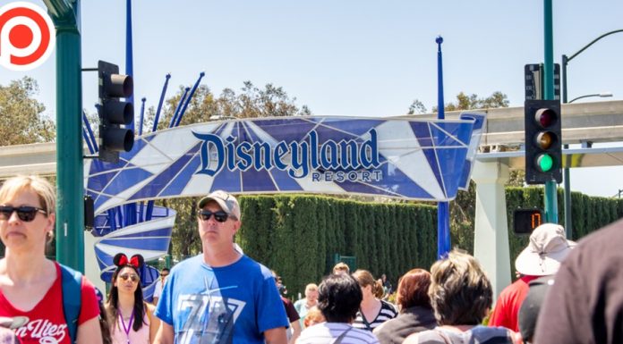 “ดิสนีย์แลนด์” ในสหรัฐฯ ประกาศปลดพนักงาน 28,000 คน เซ่นพิษ COVID-19