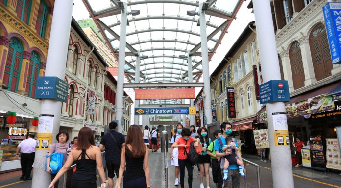 สิงคโปร์ จูงใจบริษัทจ้าง “แรงงานท้องถิ่น” สมทบเงินเดือนเพิ่มให้ 1 ปี เกือบ 7 แสนบาทต่อคน