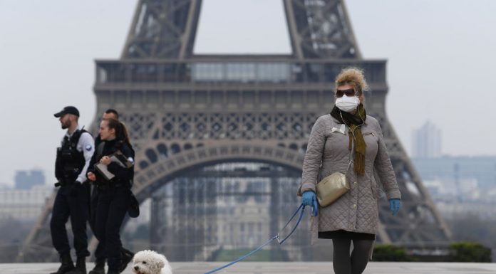 ‘ปารีส’ ยกระดับการแจ้งเตือนขั้น ‘สูงสุด’ หลังผู้ติด COVID-19 ทะลุ 6.2 แสนราย