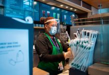 ‘Starbucks’ ตั้งเป้าเพิ่มพนักงาน ‘ผิวสี’ เป็น 30% ภายในปี 68 เพื่อสนับสนุนความหลากหลาย