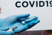 หวั่นขาดแคลน! Top Glove ถุงมือยางเบอร์ 1 โลก “ปิดโรงงาน” กว่าครึ่งเหตุ พนง. ติดเชื้อ