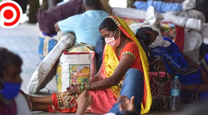 เมื่อวิถี ‘New Normal’ กำลังยิ่งสร้าง ‘ความเหลื่อมล้ำ’ ให้คนที่เข้าถึงอินเทอร์เน็ตไม่ได้