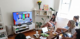 ยอดค้นหา ‘ร้านอาหาร’ และ ‘ร้านเหล้า’ ในสหรัฐฯ พุ่ง เหตุคนเครียดลุ้นผลเลือกตั้ง