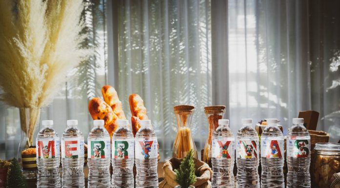 “น้ำดื่มสิงห์” ส่งต่อความสุขสิ้นปี ปล่อยฉลากลวดลาย Mickey and Friend Christmas Collection ต้อนรับเทศกาลวันคริสต์มาสและ เทศกาลเฉลิมฉลองส่งท้ายปีเก่าต้อนรับปีใหม่