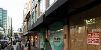 ‘แคนาดา’ ประกาศอัดงบ ‘7.7 หมื่นล้าน’ เยียวยาประชาชน หลัง COVID-19 รอบ 2 ระบาดหนักกว่ารอบแรก