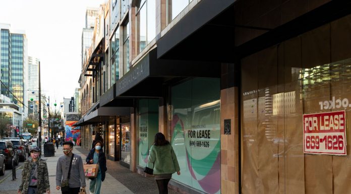 ‘แคนาดา’ ประกาศอัดงบ ‘7.7 หมื่นล้าน’ เยียวยาประชาชน หลัง COVID-19 รอบ 2 ระบาดหนักกว่ารอบแรก