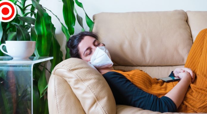 ข่าวร้ายธุรกิจท่องเที่ยว คนกรุง 54.8% เก็บตัว “อยู่บ้าน” ช่วงปีใหม่ รายได้หายเฉียด 6 พันล้าน