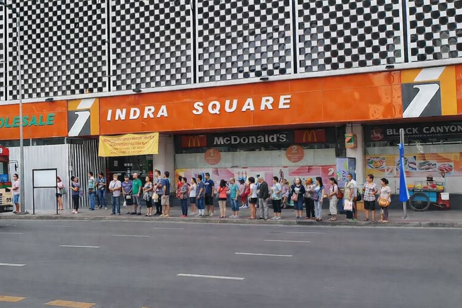 โรงแรม-ห้าง ในตำนาน “อินทรา ประตูน้ำ” จ่อปรับโฉมใหญ่ หลัง DTP เช่ายาว 20 ปี