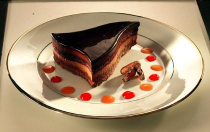 ปลุกสัมผัสความอร่อยด้วยเค้กหอมหวานจาก 'Les Gâteaux d’Hélène'