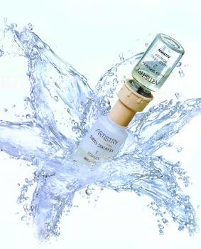 “อาร์ทิสทรี สวิส ซีรัม เอ็กซ์” คืนความชุ่มชื่นมีชีวิตชีวาสู่ผิวหน้าอ่อนเยาว์