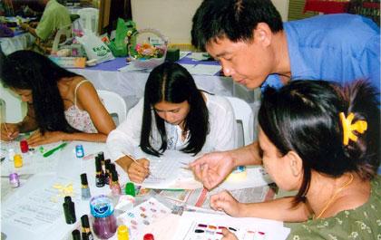 ศูนย์ OTOP ประตูน้ำเซ็นเตอร์ จัดอบรมวิชาชีพ วันเดียวจบ เน้นปฏิบัติจริง