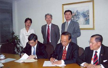 กระดาษศรีสยามเซ็นสัญญาเป็นพันธมิตรในความร่วมมือทางเทคโนโลยีกับ โอจิ เปเปอร์ (ไทยแลนด์)