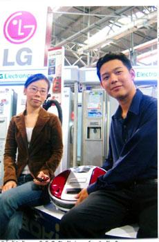 แอลจีย้ำผู้นำเทคโนโลยี เปิดตัวหุ่นยนต์ดูดฝุ่นอัจฉริยะ ROBOKING II