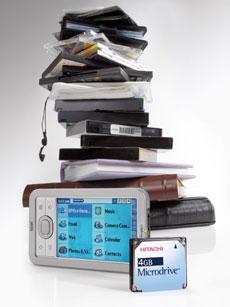 ฮิตาชิ ไมโครไดรฟ์ ใน palmOne รุ่นใหม่ “Drive Your Life”