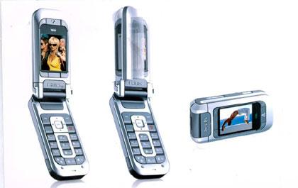 ฟิลิปส์เปิดตัว โทรศัพท์มือถือ Philips 760 แบบฝาพับและหมุนได้