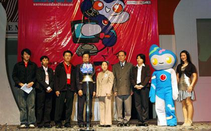 งานบางกอกเกมโชว์ 2005 ศูนย์รวมคนรักเกมตัวจริง ดึงเทคโนโลยีจากค่ายเกมชั้นนำและถ่ายทอดประสบการณ์เล่นเกมให้ถูกต้อง