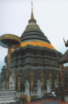 ไทยแอร์เอเชีย จับมือ ททท. จัดแพคเกจราคาประหยัด “เสริมบารมี ปีระกา ไหว้สาชุธาตุหริภุญชัย”