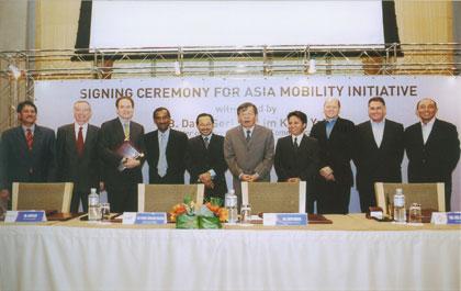 ดีแทค ขยายฐานกลุ่มผู้ใช้บริการร่วมกว่า 52 ล้านเลขหมาย