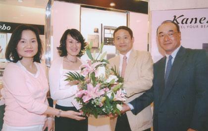 “คาเนโบซากุระเคาน์เตอร์” โฉมใหม่แห่งแรกในเอเชีย