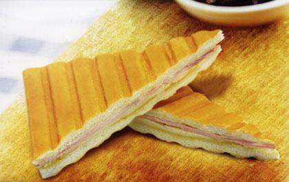 คอฟฟี่ เวิลด์ คัดสรรสุดยอดความอร่อยของแซนด์วิชจากทุกมุมโลกมาไว้ที่เมืองไทย