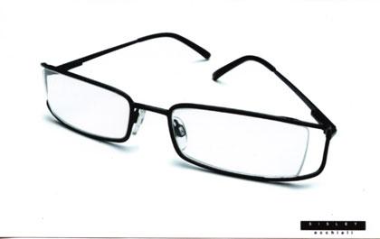 กรอบแว่นและแว่นกันแดด Sisley สร้างประสบการณ์แฟชั่นใหม่