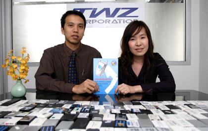 ทีดับบลิวแซดมอบซากแบตเตอรี่ร่วมโครงการ “รับคืนซากแบตเตอรี่มือถือ”