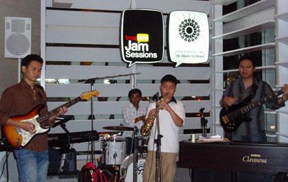 ทรูไลฟ์ทองหล่อ เปิดเวทีให้เยาวชนไทย ร่วม Jam Session โชว์ความสามารถด้านดนตรี