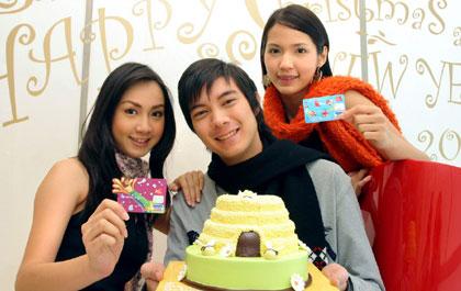 เคทีซี ส่งความสุขแสนอร่อยรับปีใหม่กับแคมเปญ “S&P Simply Gift” ซื้อ 4 แถม 1