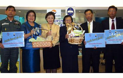 ตลาดหลักทรัพย์ฯ มอบหนังสือแก่ห้องสมุดทัณฑสถานและห้องสมุดประชาชน