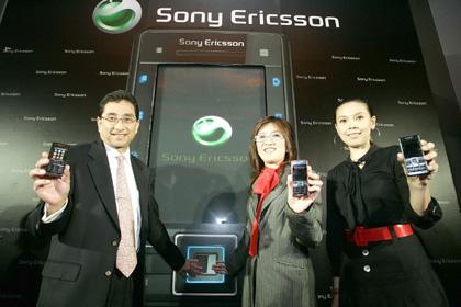 โซนี่ อีริคสัน จัดงานปาร์ตี้เปิดตัว Cyber-shot Phone ใหม่ รุ่น C902