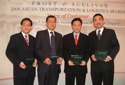 ดีเอชแอล คว้ารางวัลสำคัญระดับภูมิภาค ด้านบริการขนส่งด่วนและลอจิสติกส์