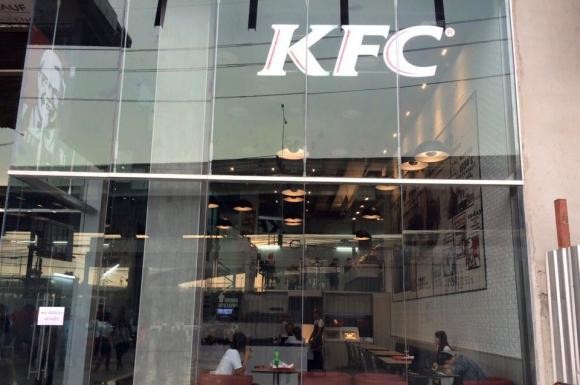 KFC โฉมใหม่ "โต๊ะมีปลั๊ก-ห้องน้ำมี-ฟรี Wifi"