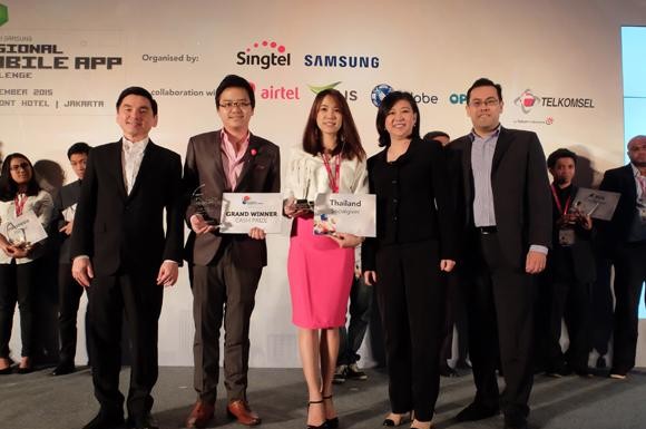 เอไอเอส ติดปีก Tech StartUp คนไทย พาบุกตลาดสากล ทีม SocialGiver คว้าชัยชนะ สุดยอดโมบายแอปฯ แห่งภูมิภาค