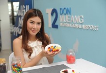 ท่าอากาศยานดอนเมือง ฉลองครบรอบ 102 ปี และการกลับมาให้บริการของอาคารผู้โดยสารภายในประเทศ อาคาร 2 โดยมีดาราสาว บี – มาติกา ร่วมมอบความสุขผ่านกิจกรรมแต่งหน้าคุ้กกี้